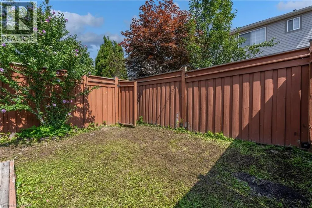 33 BROWVIEW Drive