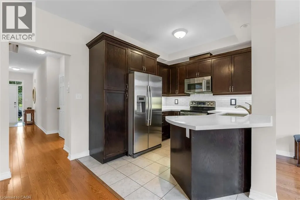 33 BROWVIEW Drive