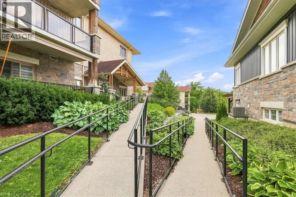 23 STUMPF Street Unit# 206 #206