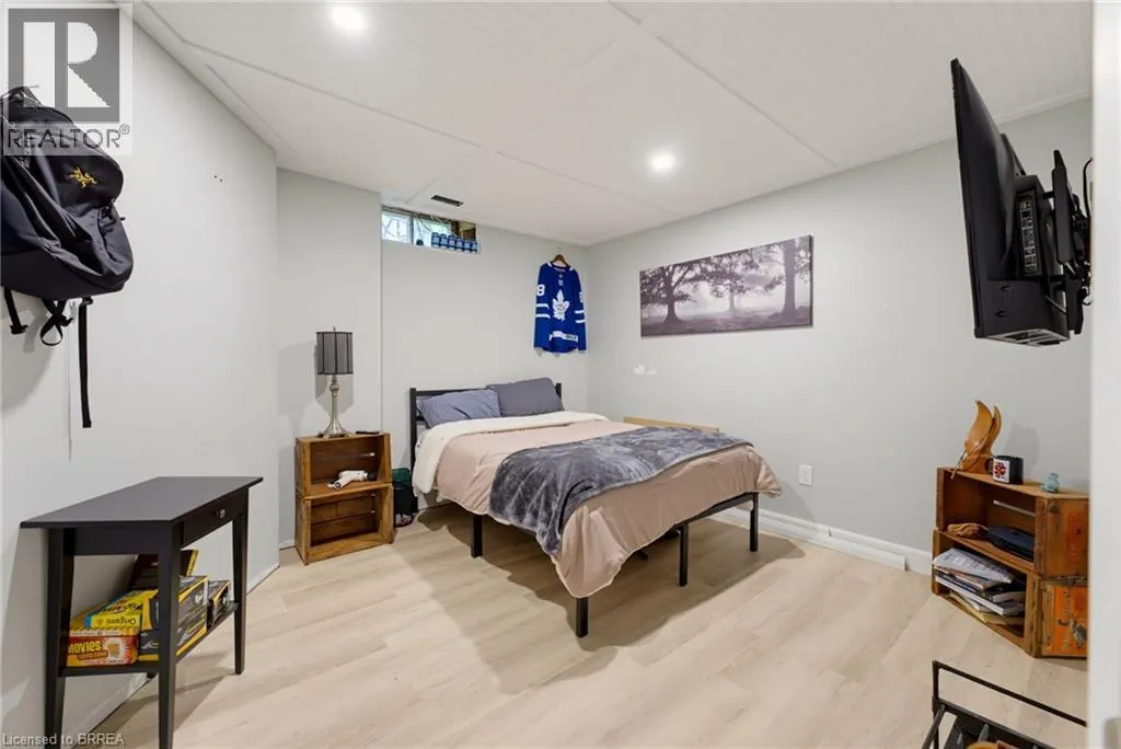 46 GARDEN Crescent