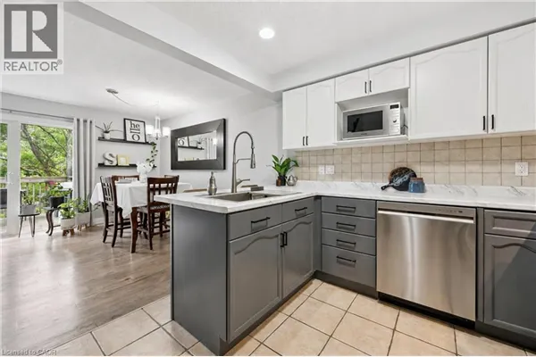 31 SCHRODER Crescent Unit# 21