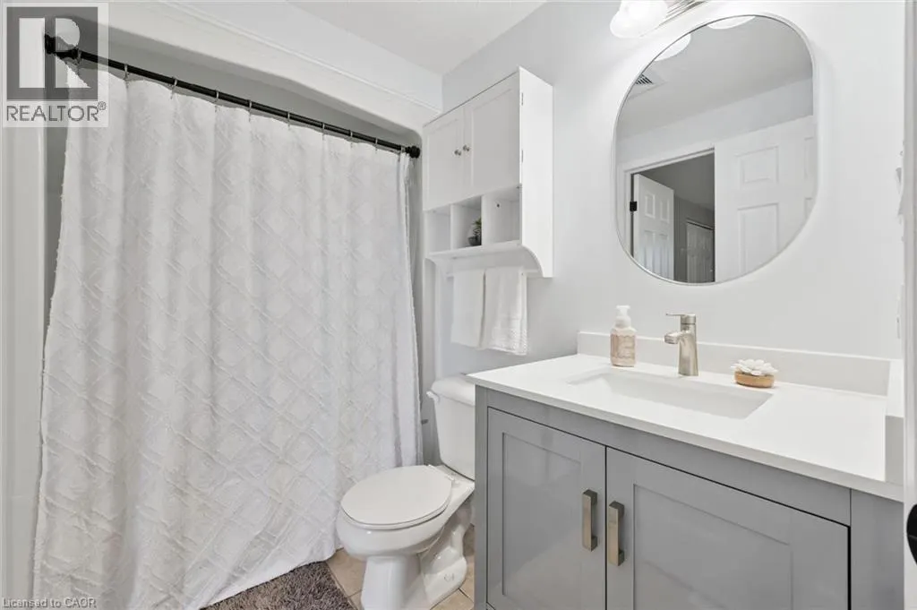 31 SCHRODER Crescent Unit# 21 #21