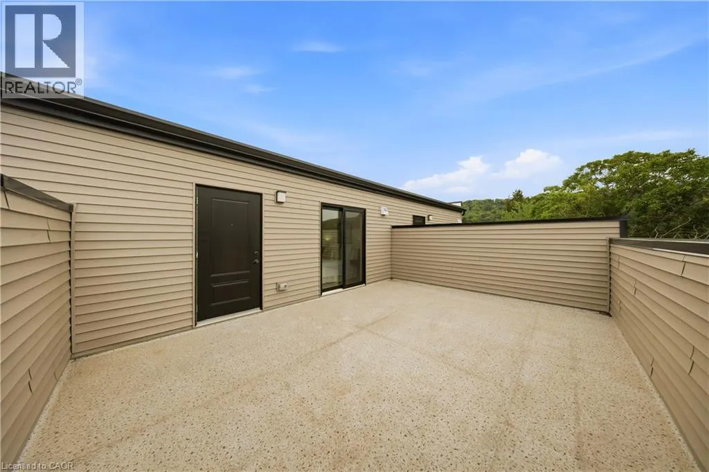 2 SLESSOR Boulevard Unit# 12 #12