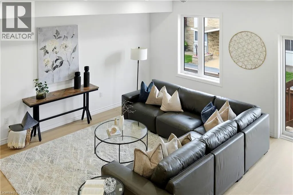 2 SLESSOR Boulevard Unit# 12 #12
