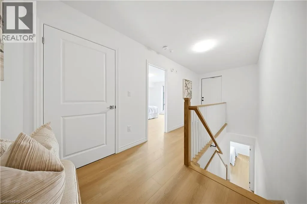 2 SLESSOR Boulevard Unit# 12 #12