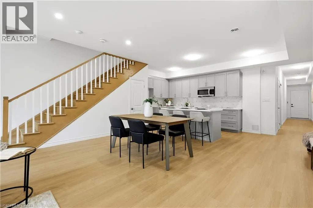 2 SLESSOR Boulevard Unit# 12 #12