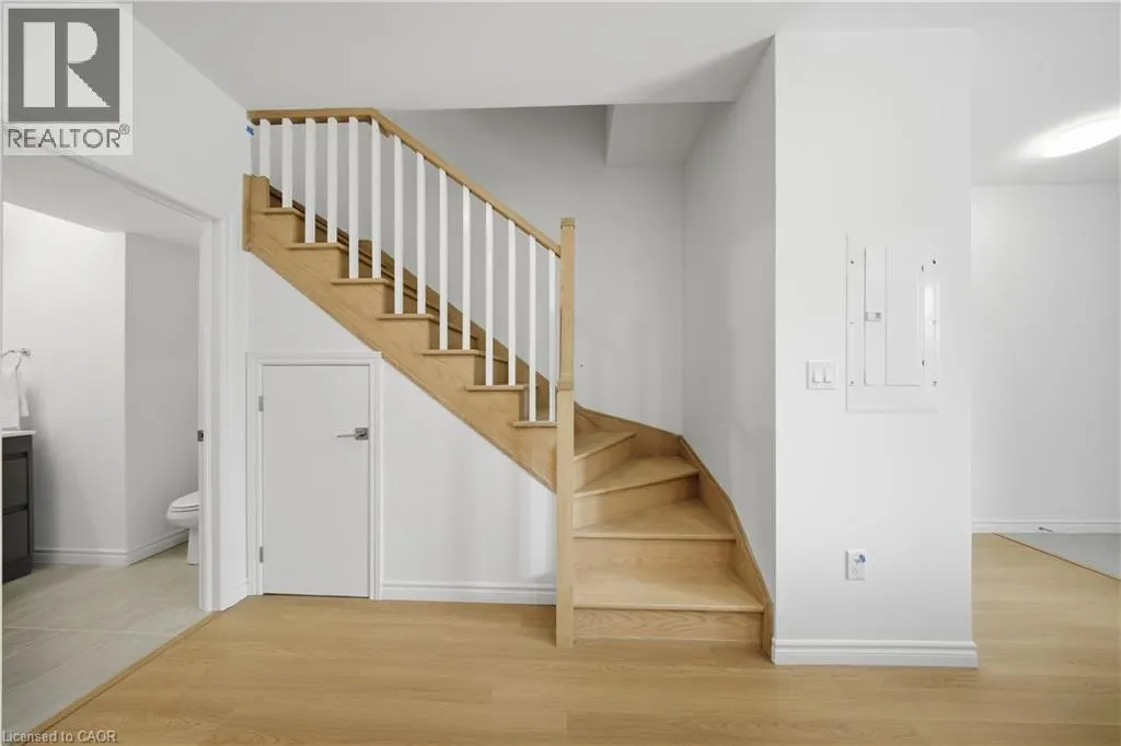 2 SLESSOR Boulevard Unit# 10 #10