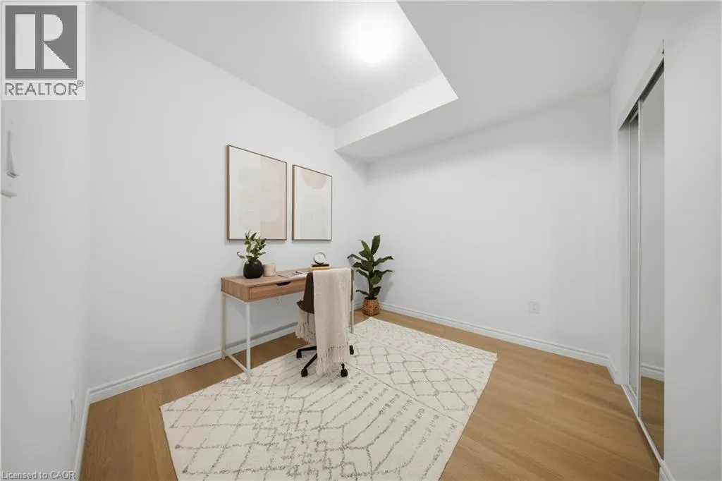 2 SLESSOR Boulevard Unit# 10 #10