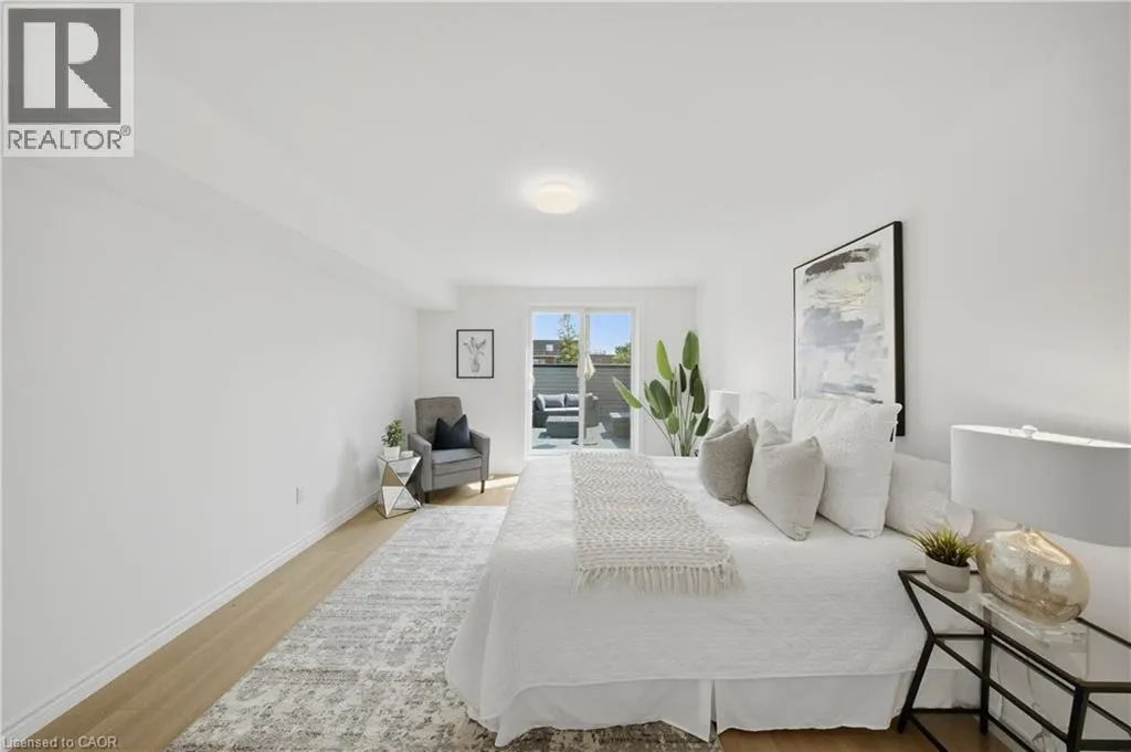 2 SLESSOR Boulevard Unit# 10 #10