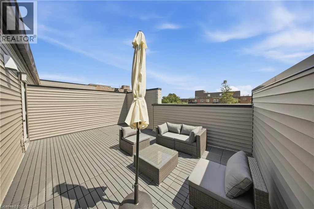 2 SLESSOR Boulevard Unit# 10 #10
