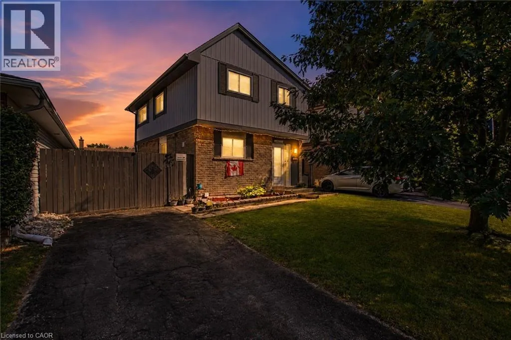 4 SEAFORTH Court