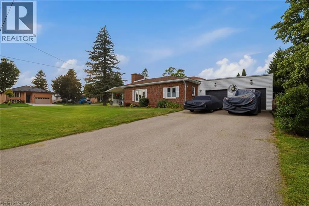 438 FOREST LAWN Avenue