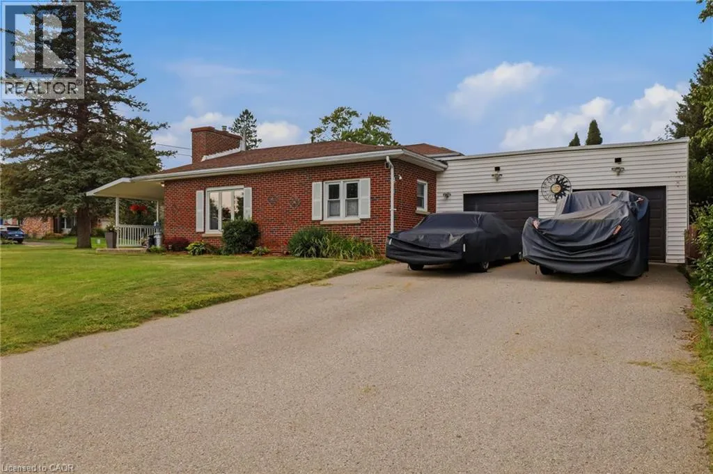 438 FOREST LAWN Avenue