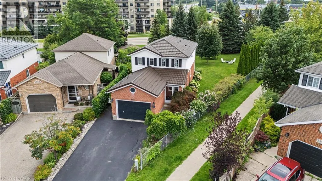332 BREMBEL Crescent