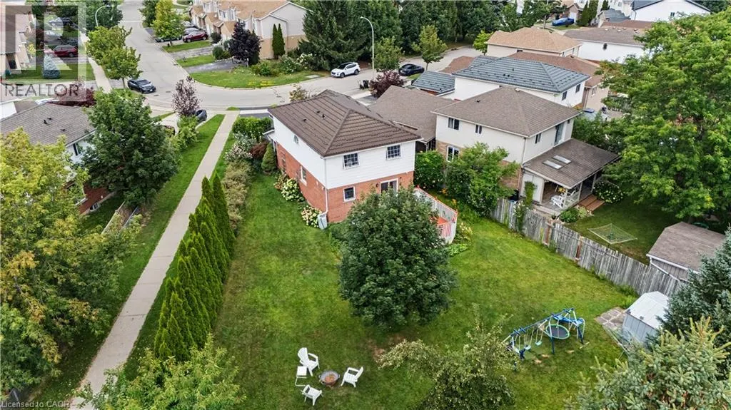 332 BREMBEL Crescent