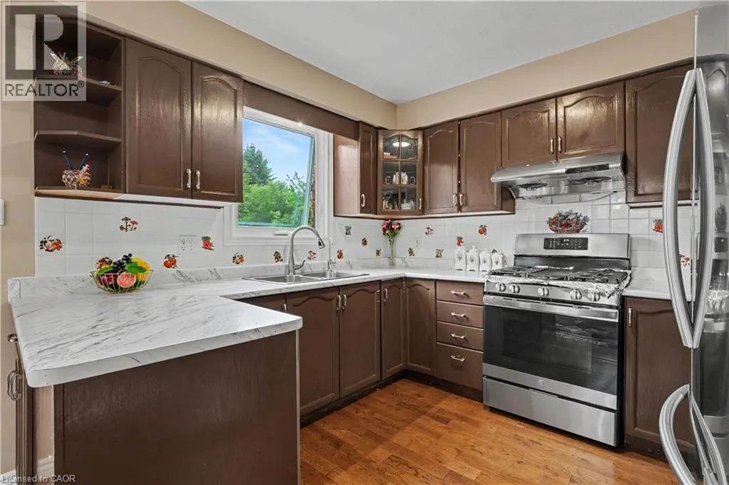 332 BREMBEL Crescent