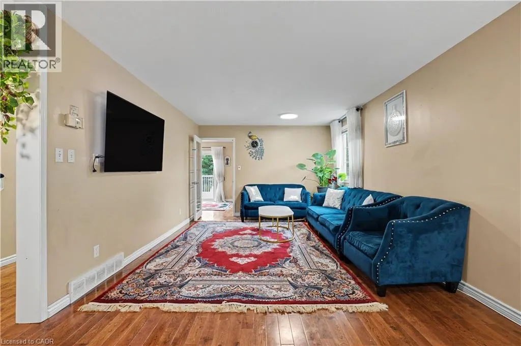 332 BREMBEL Crescent