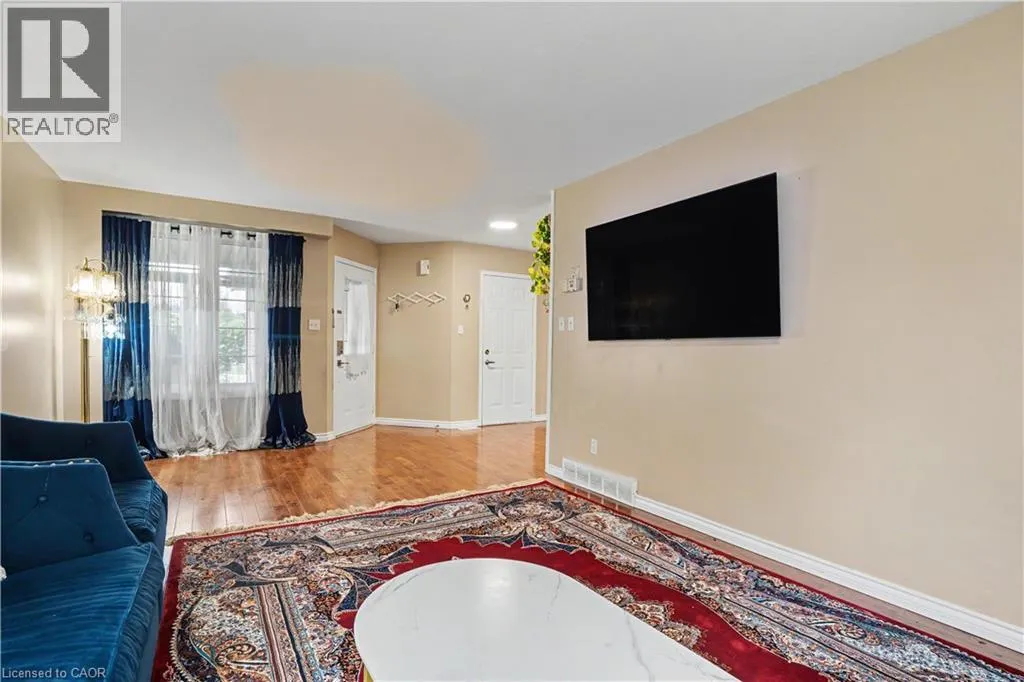332 BREMBEL Crescent
