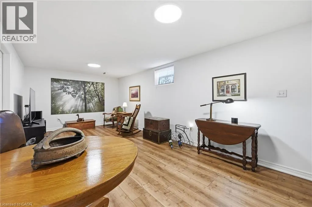 15 BAYSHORE Court