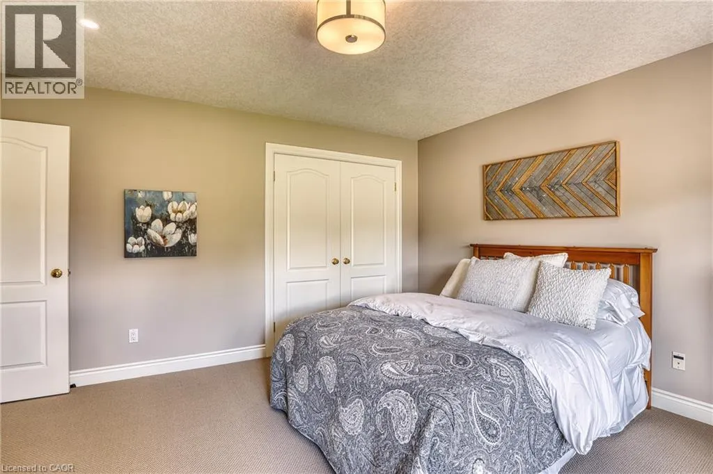 171 HOSTETLER Road
