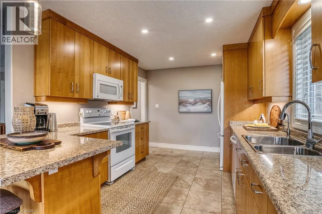 171 HOSTETLER Road