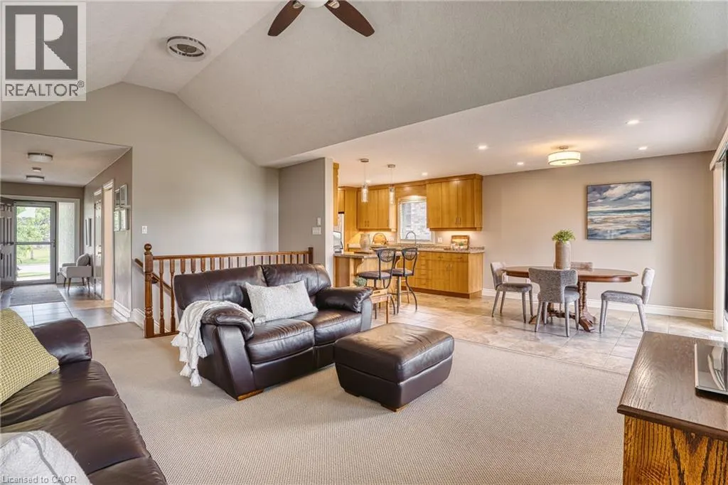171 HOSTETLER Road