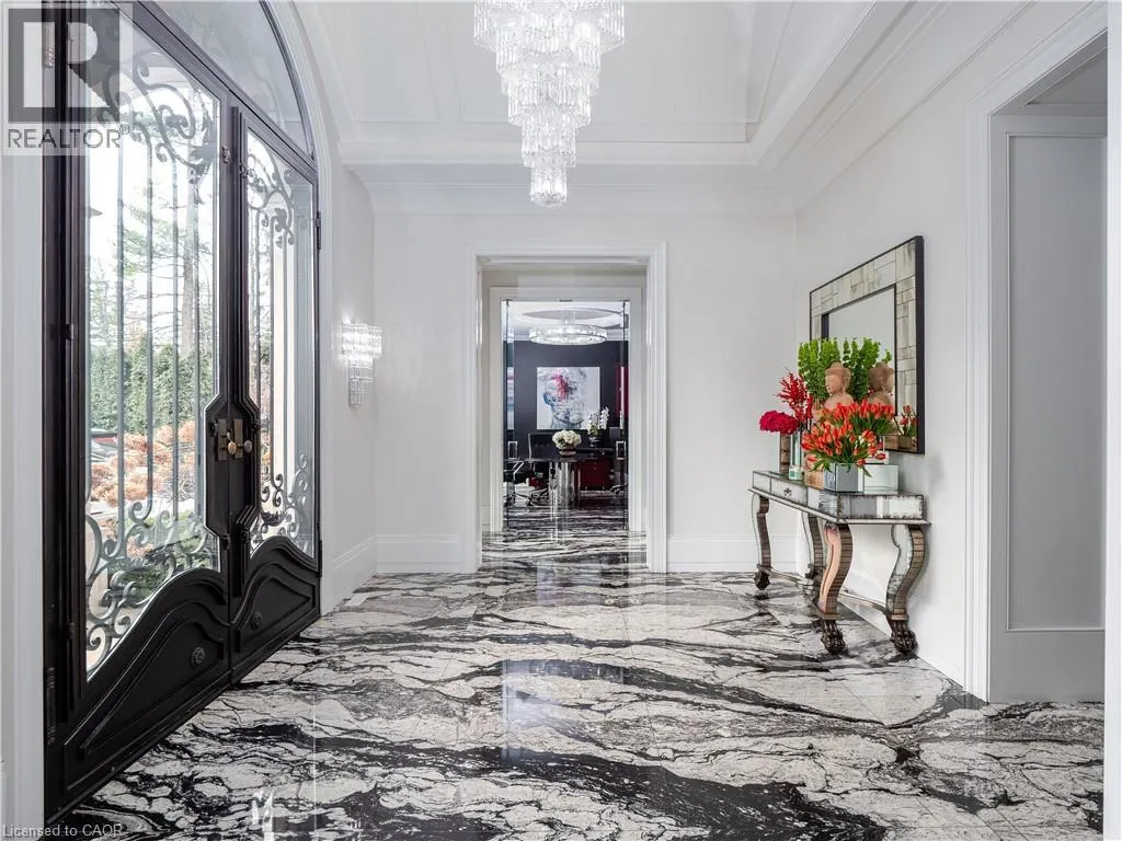 15 CHARTWELL Road