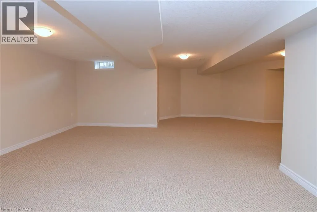19 STICKLAND Lane