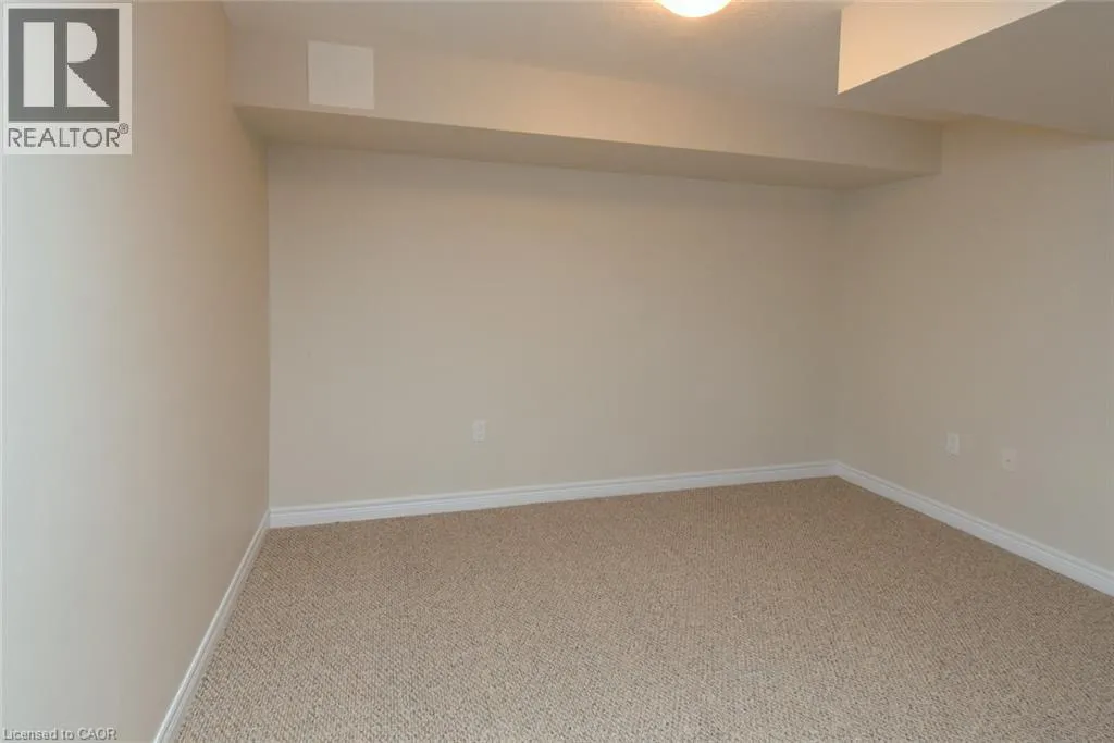 19 STICKLAND Lane