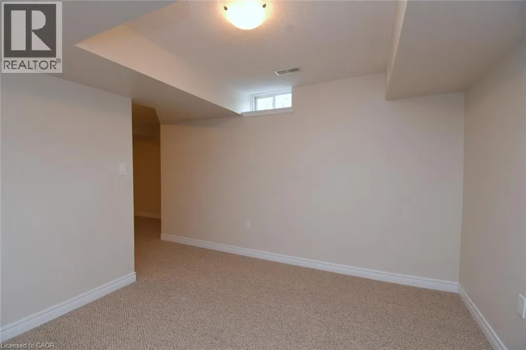 19 STICKLAND Lane