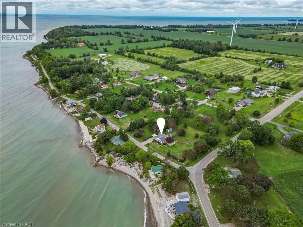 6 MOHAWK POINT Road