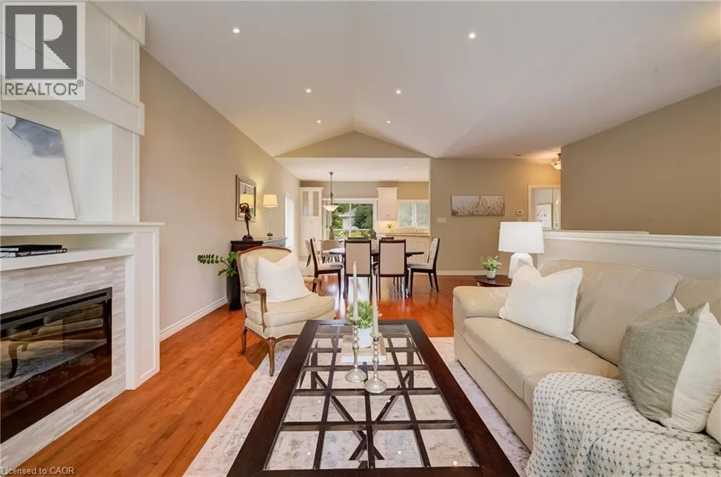 25 THIMBLEBERRY Crossing