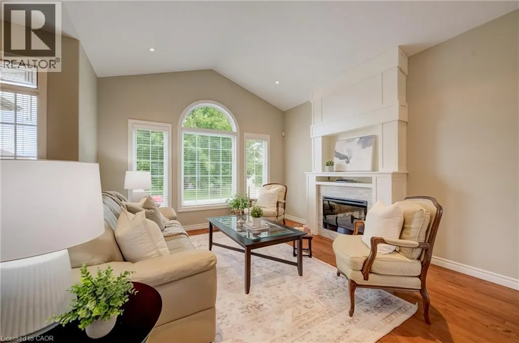 25 THIMBLEBERRY Crossing