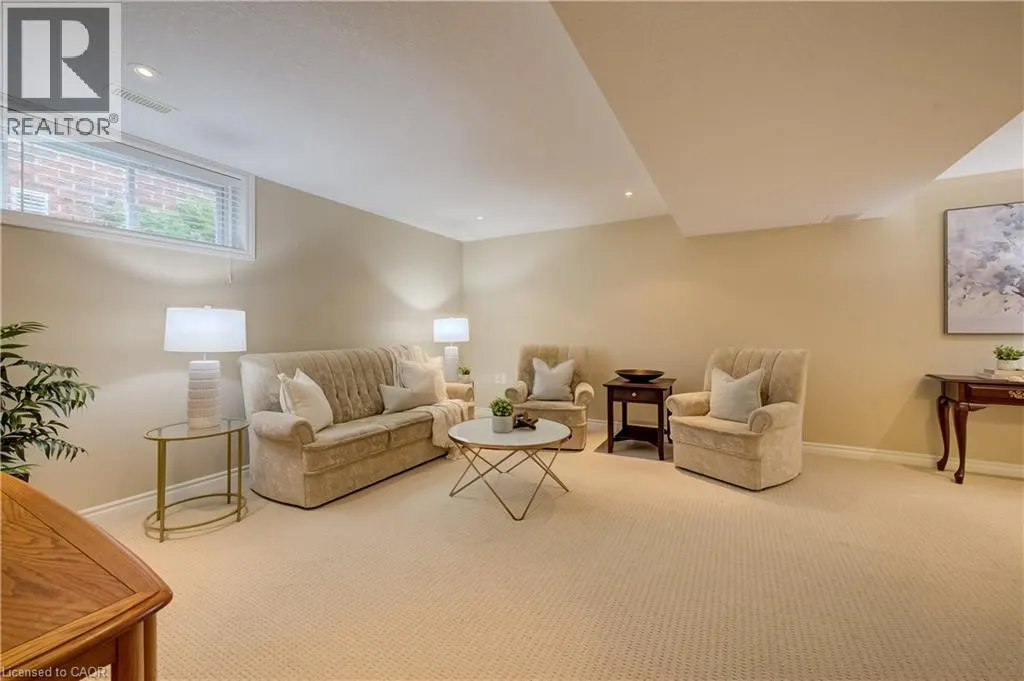 25 THIMBLEBERRY Crossing