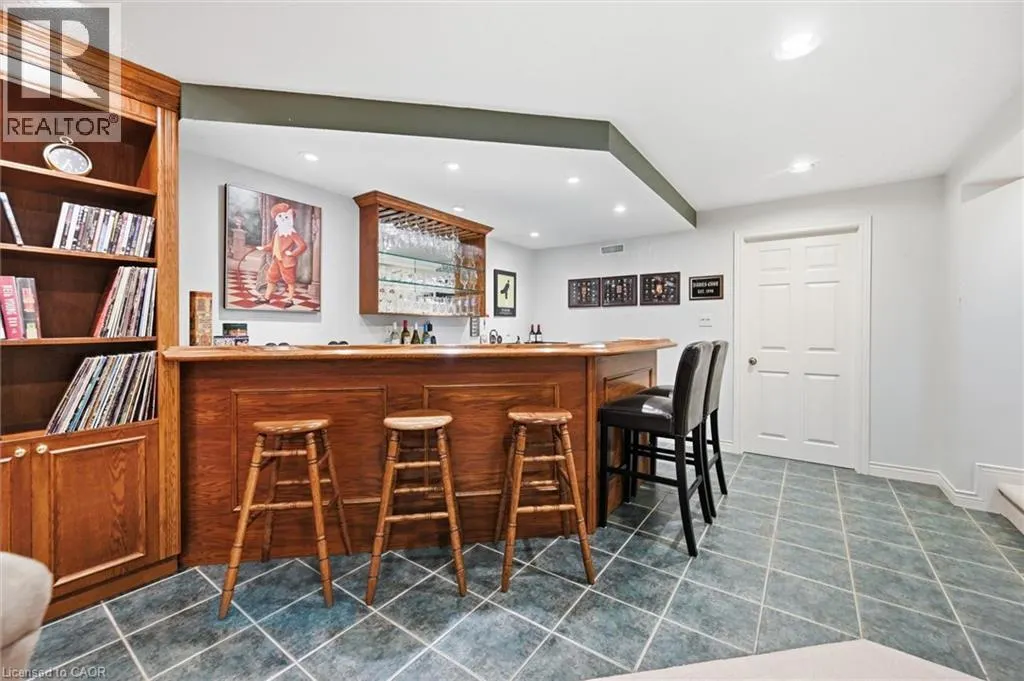 1472 LIVERY Lane