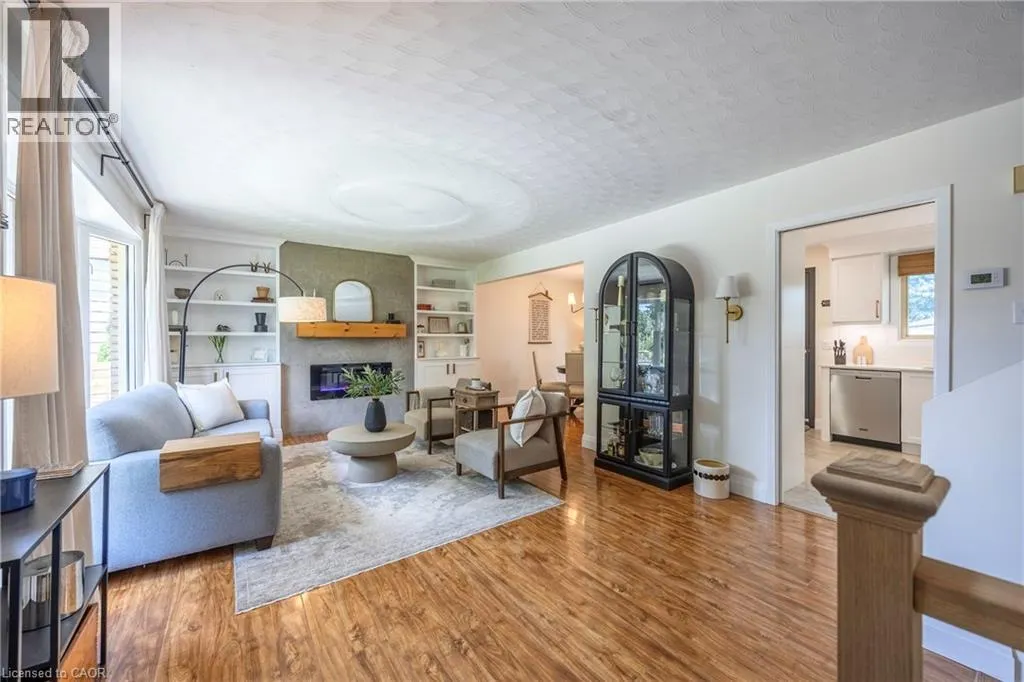 9 NORMANDY Circle