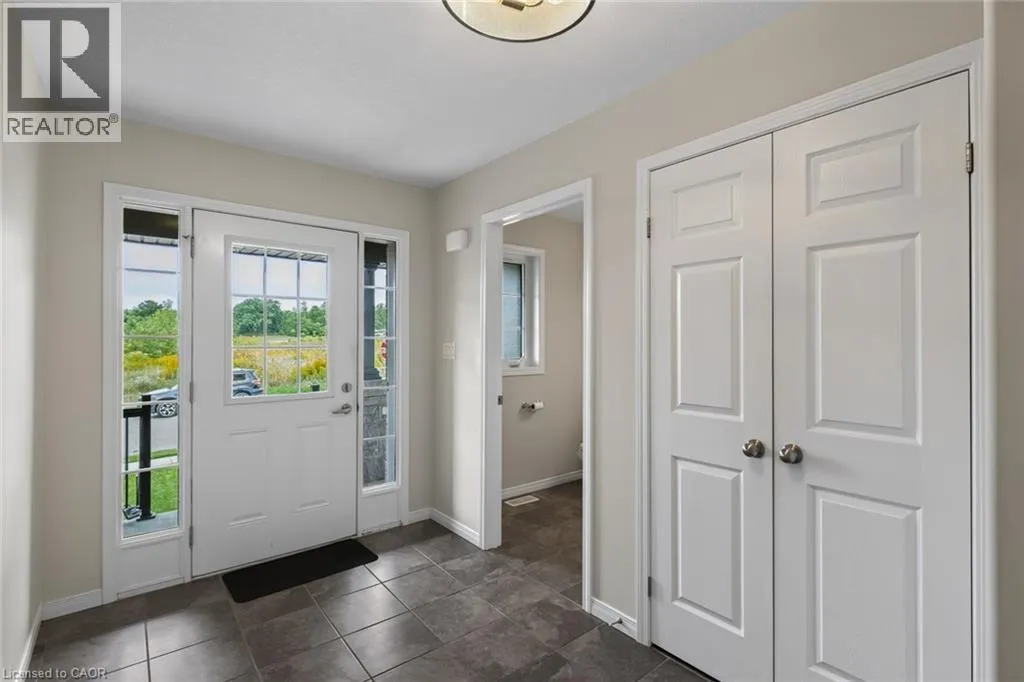 11 HACKBERRY Lane