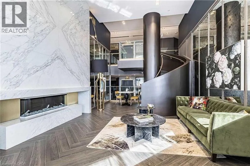 395 DUNDAS Street W Unit# 801 #801