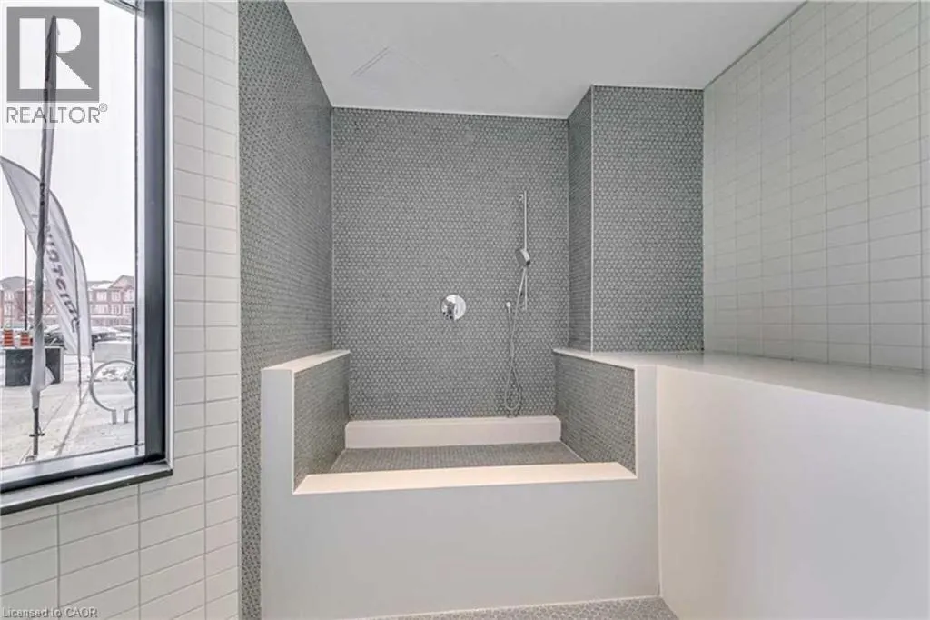 395 DUNDAS Street W Unit# 801 #801