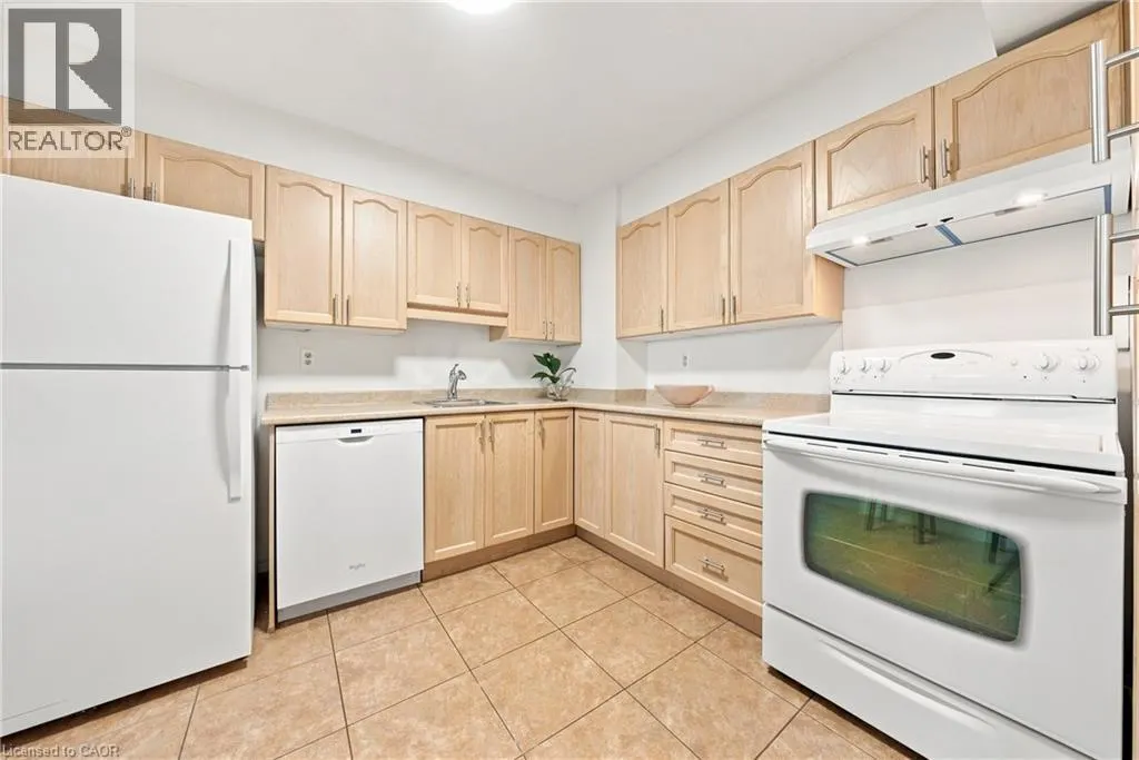 500 GREEN Road Unit# 509 #509