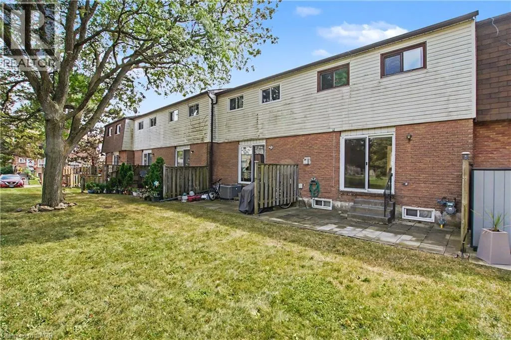 17 QUAIL Drive Unit# 42 #42