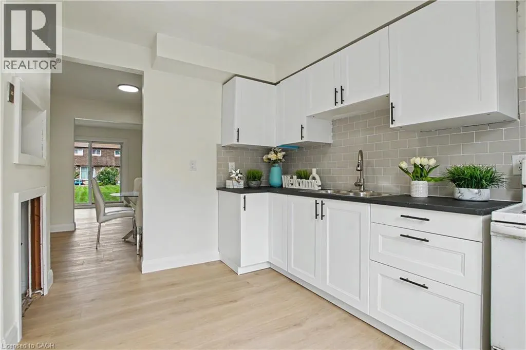 17 QUAIL Drive Unit# 42 #42