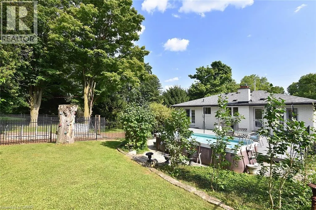 843 GOVERNOR'S Road