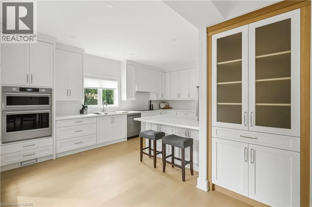 4 MERITAGE Lane