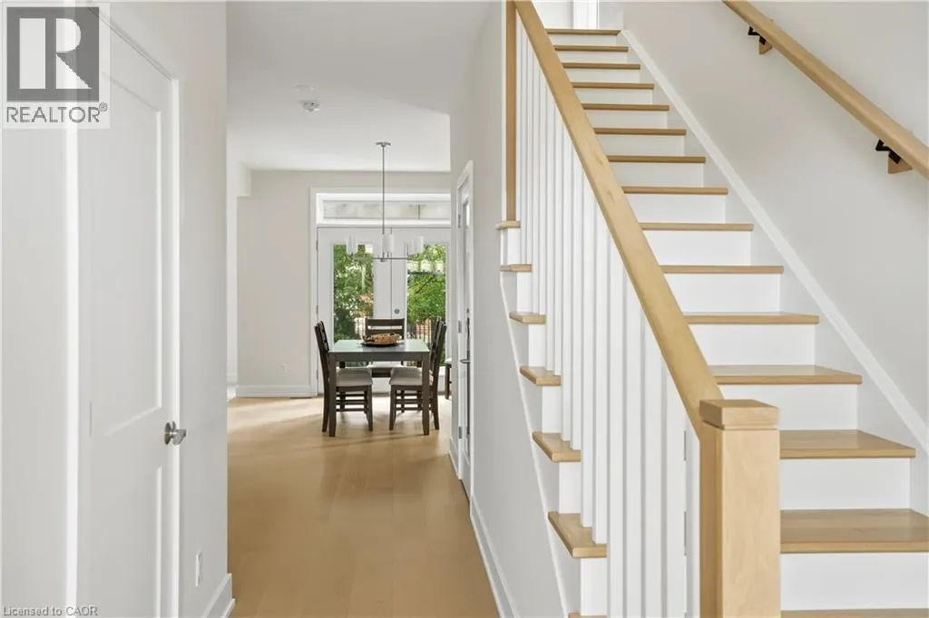 4 MERITAGE Lane