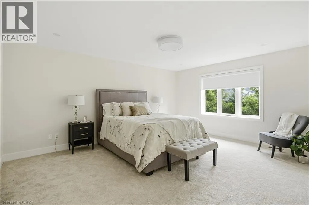 4 MERITAGE Lane
