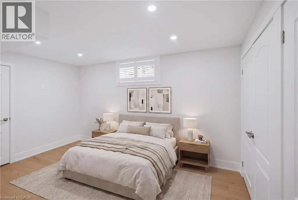 4 MERITAGE Lane