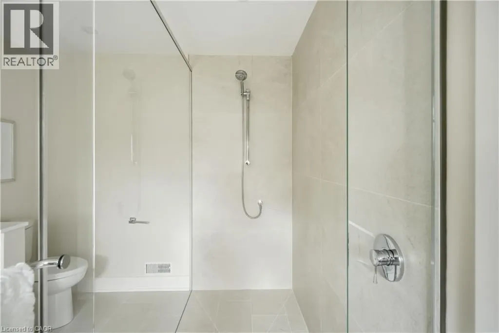 4 MERITAGE Lane