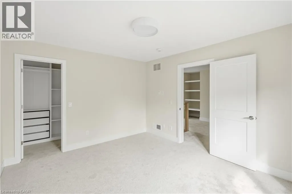 4 MERITAGE Lane