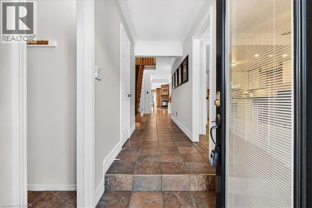 52 SUNVALE Place